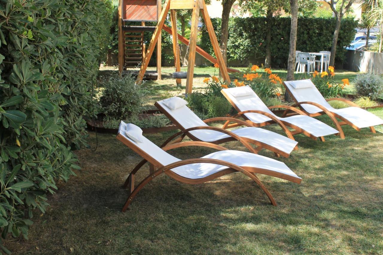 Hotel Astor B&B Lido di Classe Dış mekan fotoğraf