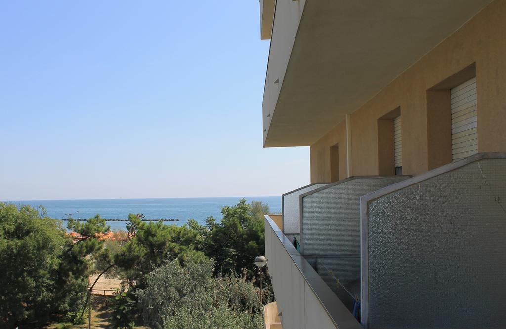 Hotel Astor B&B Lido di Classe Dış mekan fotoğraf