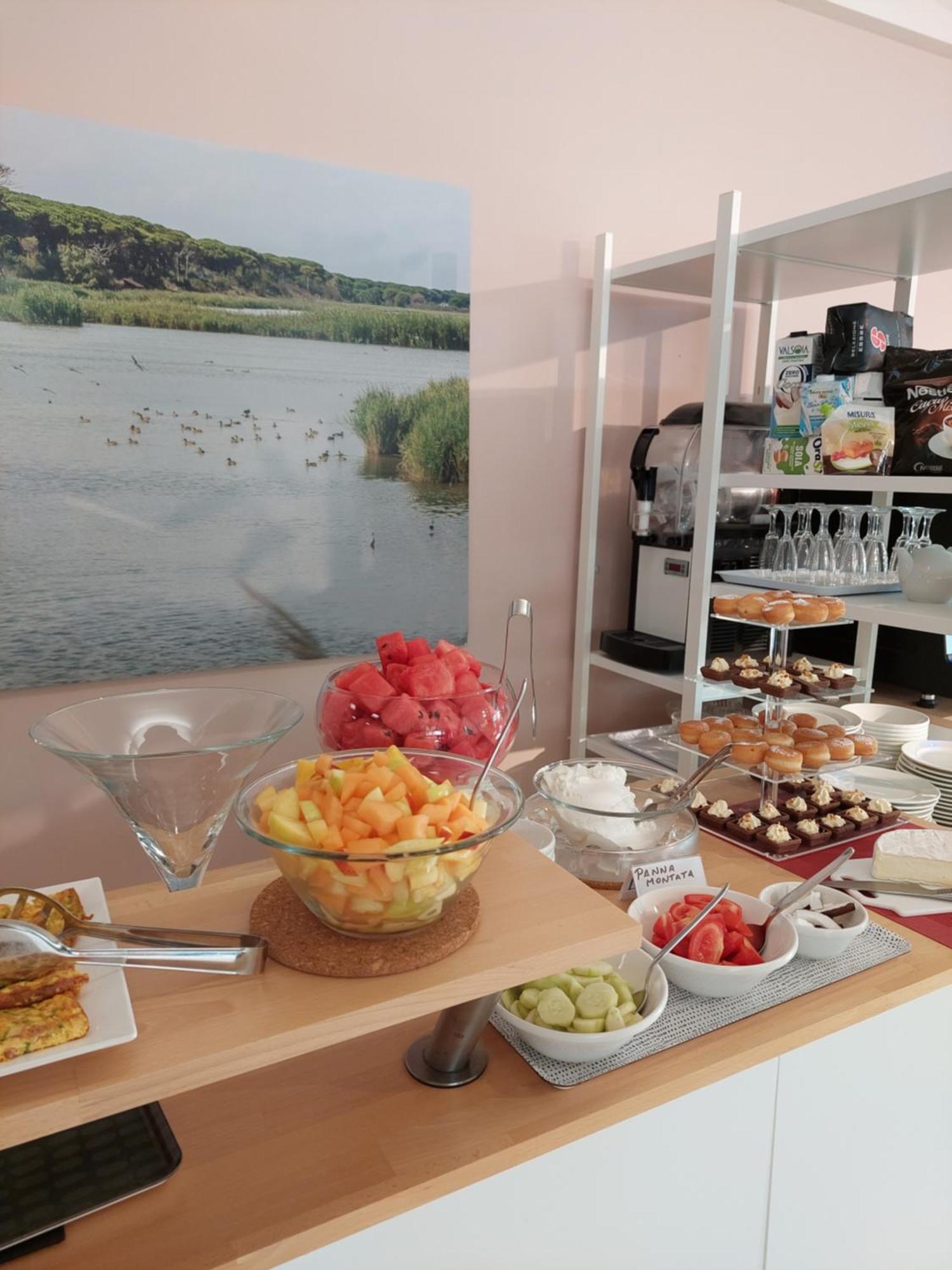 Hotel Astor B&B Lido di Classe Dış mekan fotoğraf